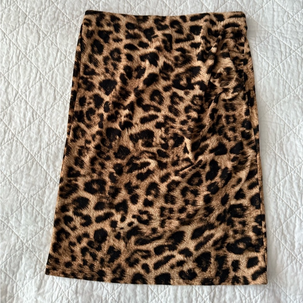NWT H&M Animal Print Pencil Skirt